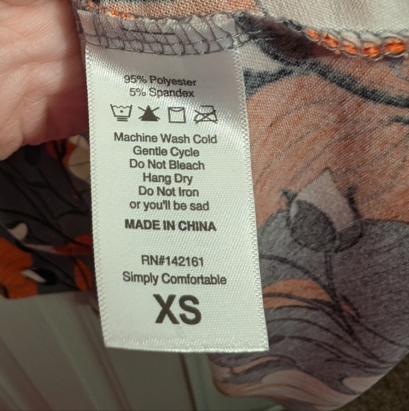 LuLaRoe Red and White Midi Flutter Sleeve Dress - Picture 4 of 5